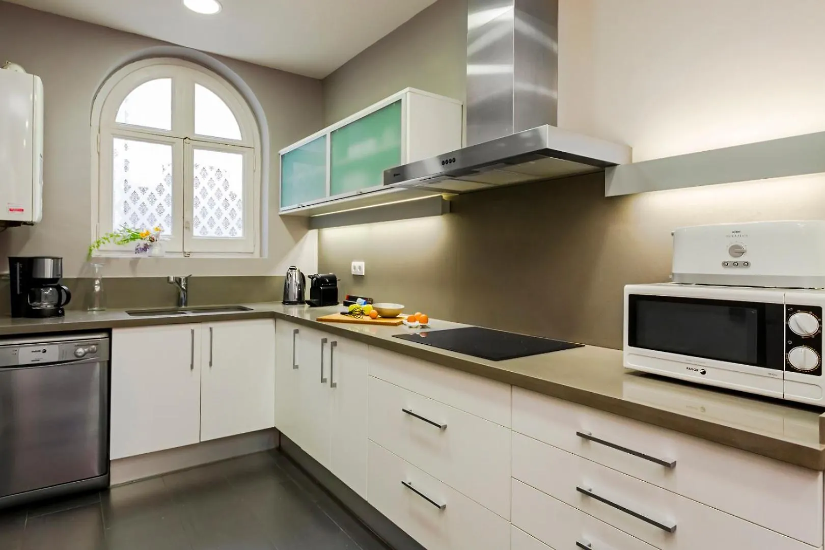 Bcn Paseo De Gracia Rocamora Apartment Βαρκελώνη Ισπανία